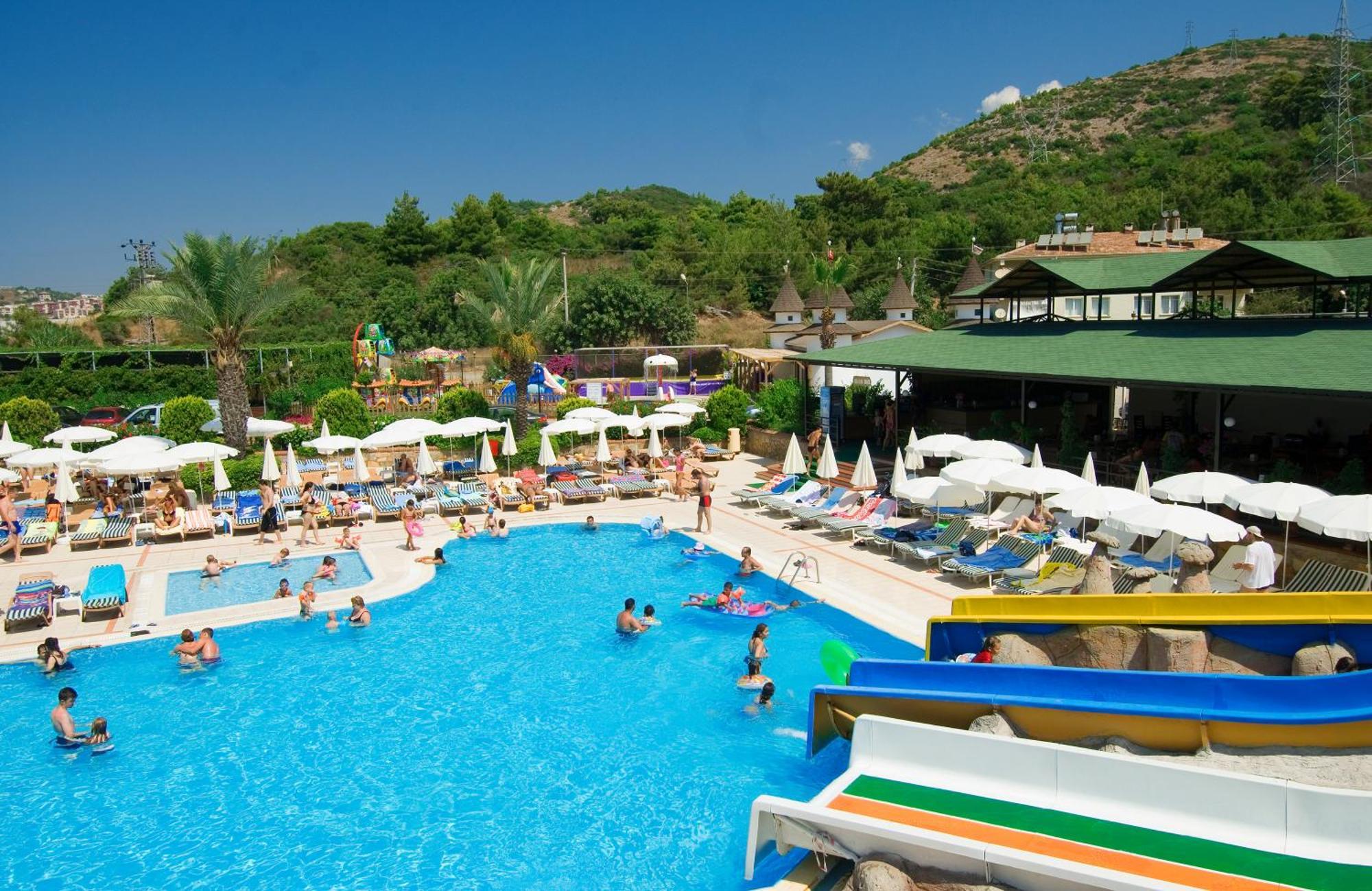 Beach Club Doganay Hotel Konaklı Exterior foto